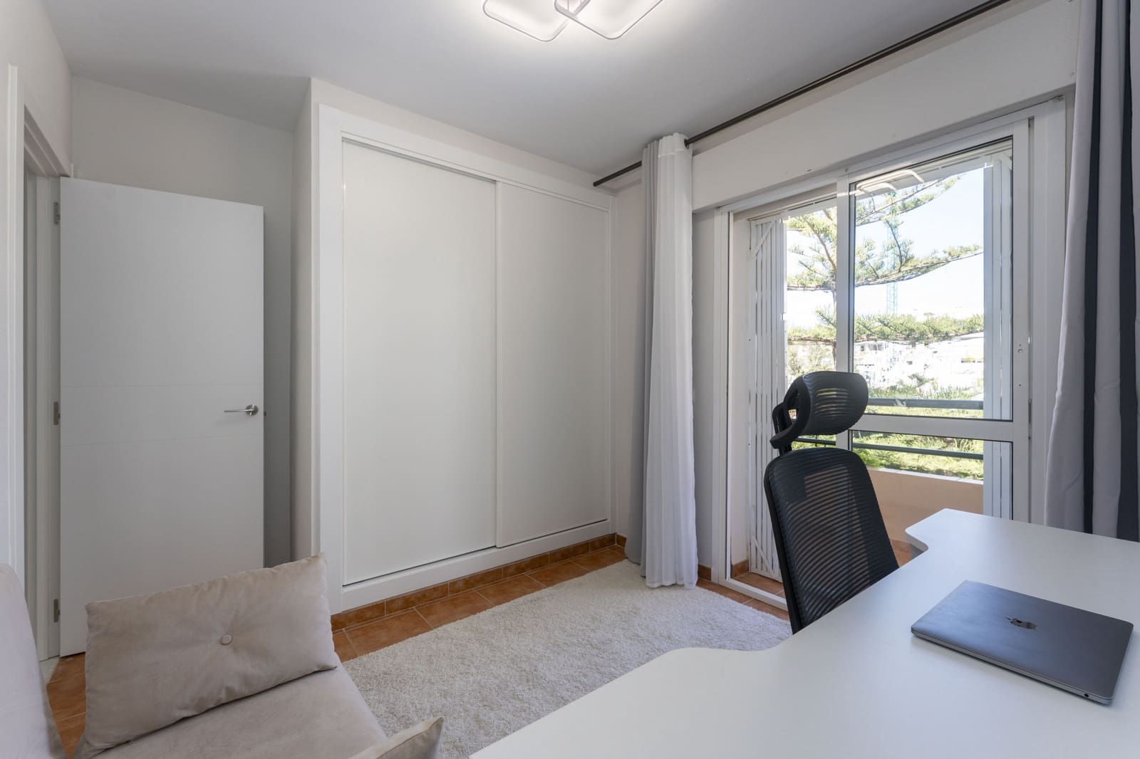 3 sovrum Hus till salu i Marbella med pool garage - 649 000 € (Ref: 9790240)