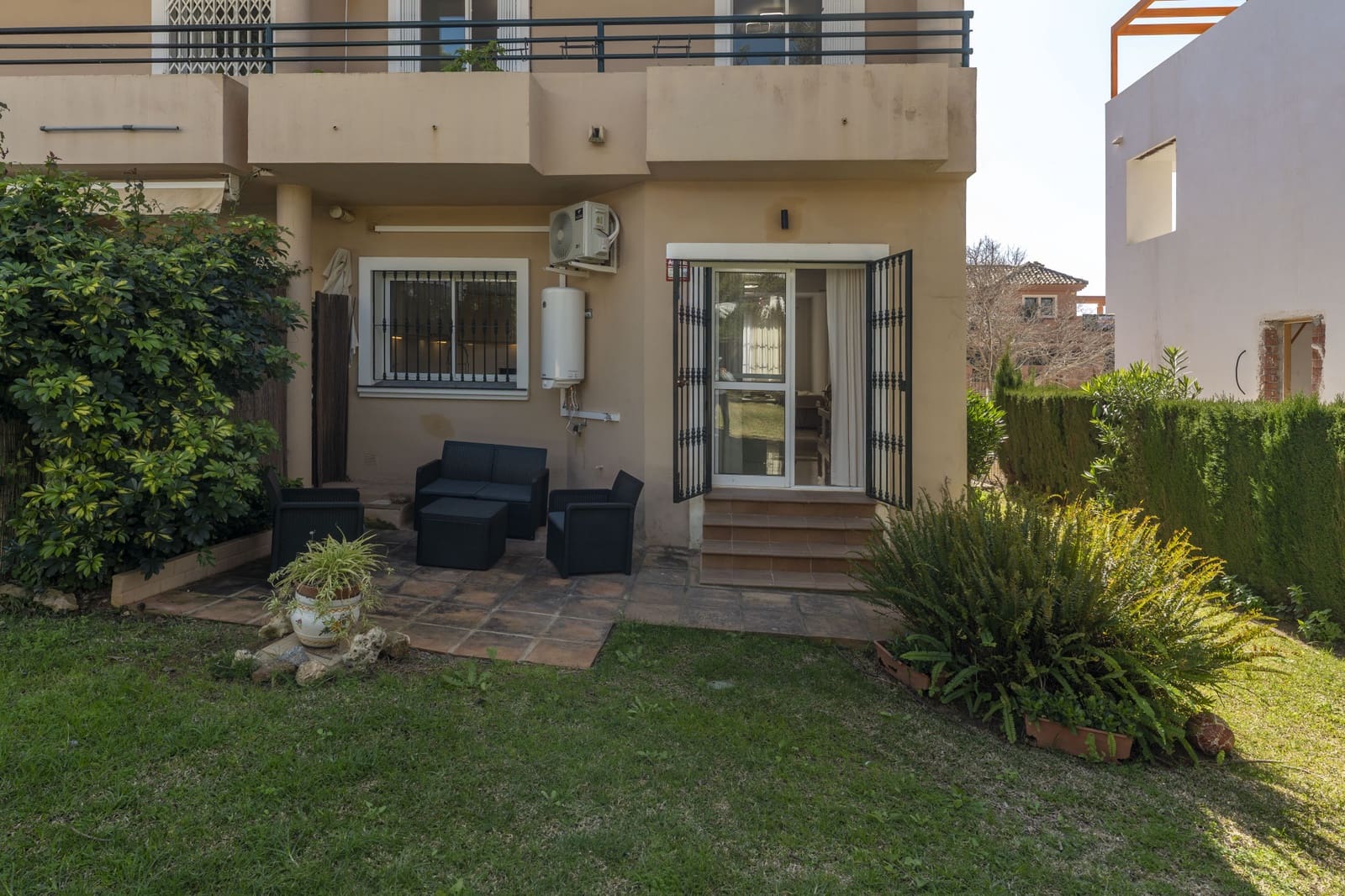 3 sovrum Hus till salu i Marbella med pool garage - 649 000 € (Ref: 9790240)