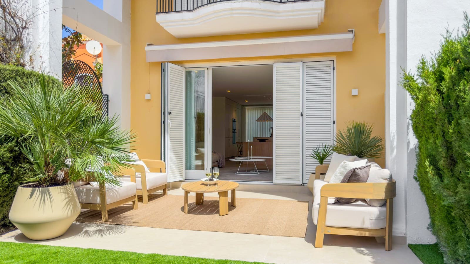 3 sypialnia Dom na sprzedaż w Marbella z basenem garażem - 1 725 000 € (Ref: 9798670)