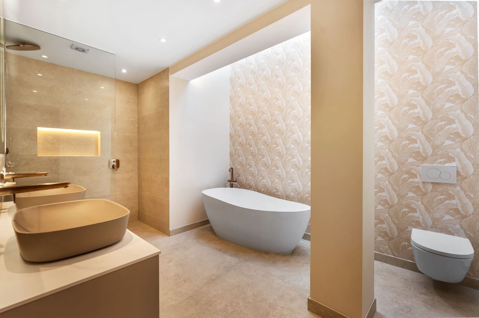 3 quarto Apartamento para venda em Nueva Andalucia com piscina garagem - 1 785 000 € (Ref: 9807654)