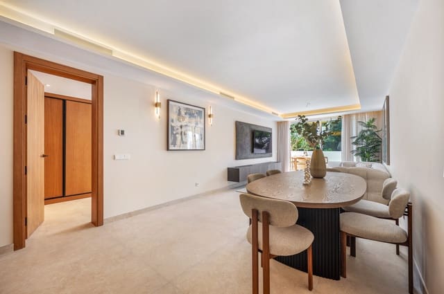 3 quarto Apartamento para venda em Nueva Andalucia, Marbella com piscina garagem - 1 785 000 € (Ref: 9807654)