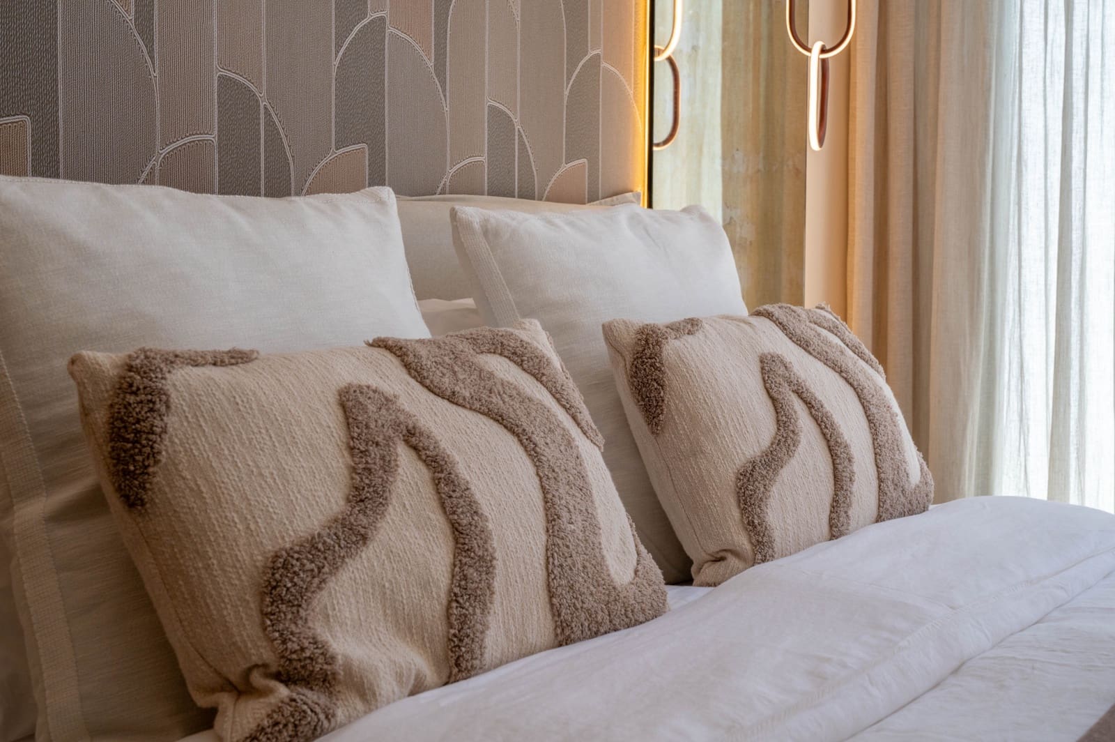 3 quarto Apartamento para venda em Nueva Andalucia com piscina garagem - 1 785 000 € (Ref: 9807654)