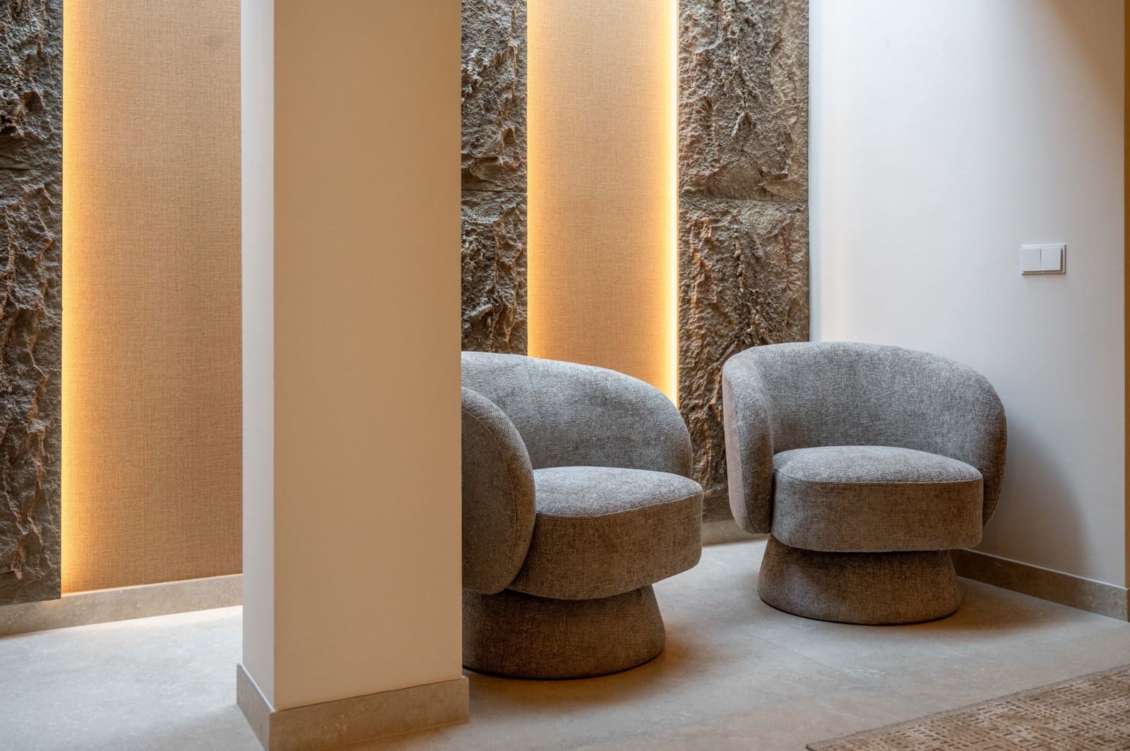 3 quarto Apartamento para venda em Nueva Andalucia com piscina garagem - 1 785 000 € (Ref: 9807654)