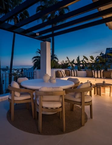 3 Zimmer Penthouse zu verkaufen in Marbella mit Pool Garage - 1.695.000 € (Ref: 9815483)