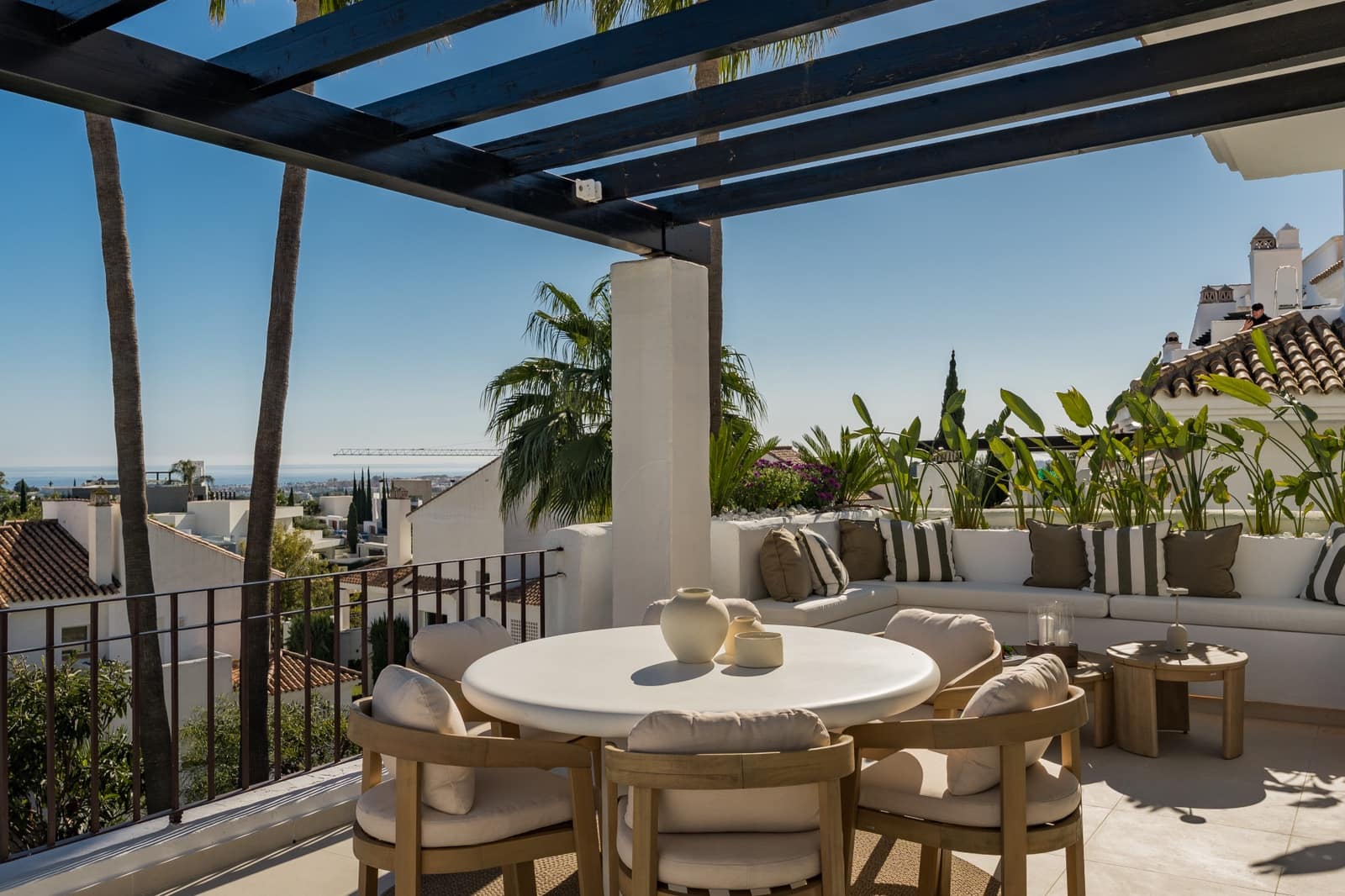 3 Zimmer Penthouse zu verkaufen in Marbella mit Pool Garage - 1.695.000 € (Ref: 9815483)