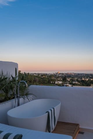 3 soveværelse Penthouse til salg i Marbella med swimmingpool garage - € 1.695.000 (Ref: 9815483)