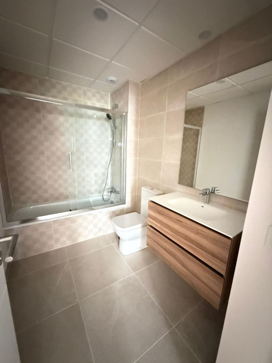 2 bedroom Apartment for sale in Estepona with pool garage - € 579,000 (Ref: 9844828)