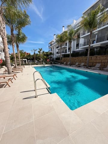 2 quarto Apartamento para venda em Estepona com piscina garagem - 579 000 € (Ref: 9844828)