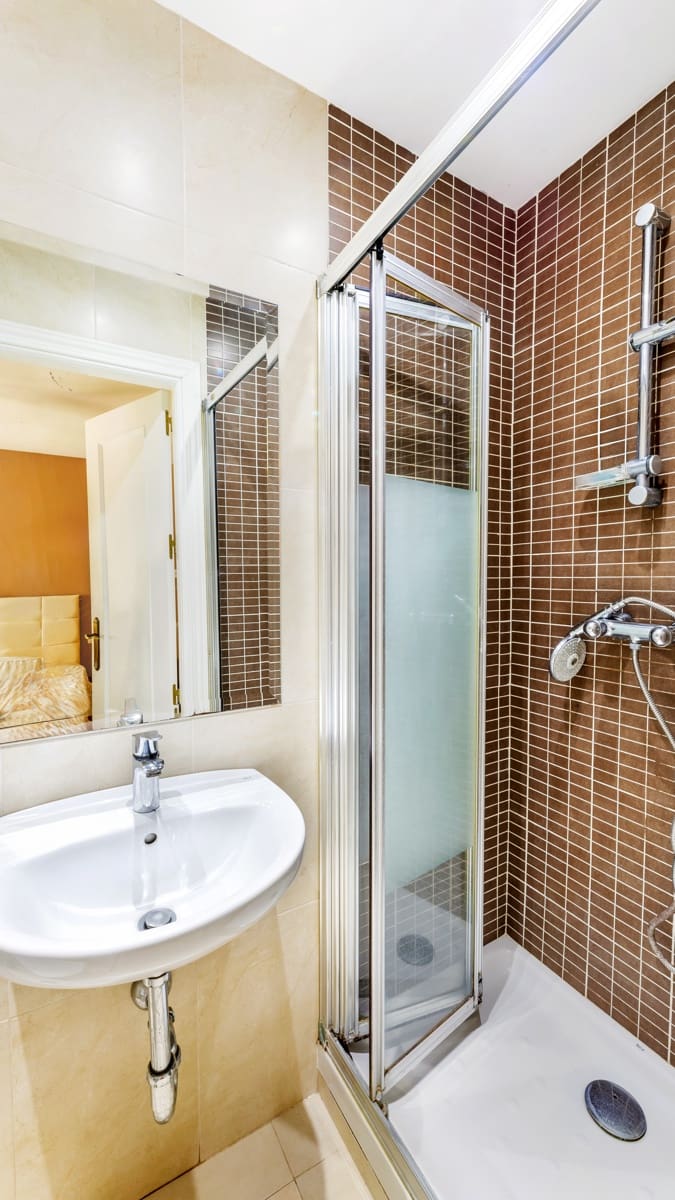 3 Zimmer Apartment zu verkaufen in Nueva Andalucia mit Pool - 629.000 € (Ref: 9910016)