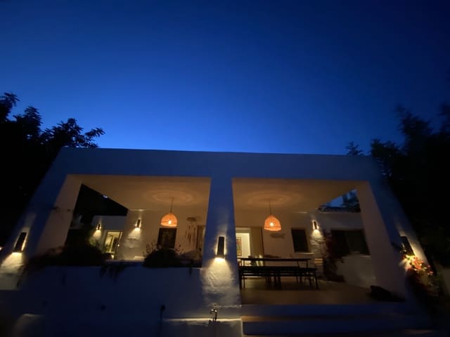 Casa de 5 habitaciones en Montgó - Ermita, Javea / Xàbia en venta con piscina garaje - 1.350.000 € (Ref: 9301316)