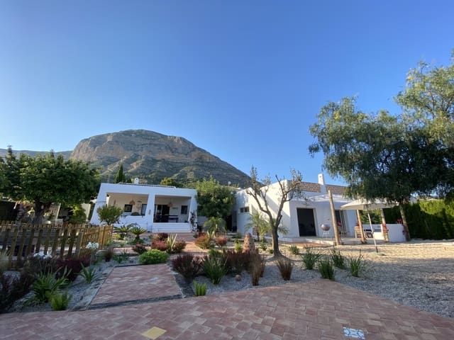 Casa de 5 habitaciones en Montgó - Ermita, Javea / Xàbia en venta con piscina garaje - 1.350.000 € (Ref: 9301316)