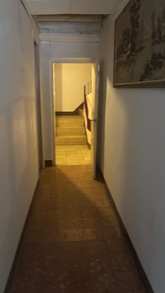 4 soveværelse Byhus til salg i La Palma d'Ebre med garage - € 120.000 (Ref: 10074763)