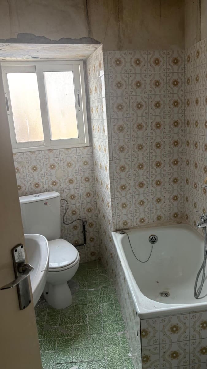 4 soveværelse Byhus til salg i La Palma d'Ebre med garage - € 120.000 (Ref: 10074763)