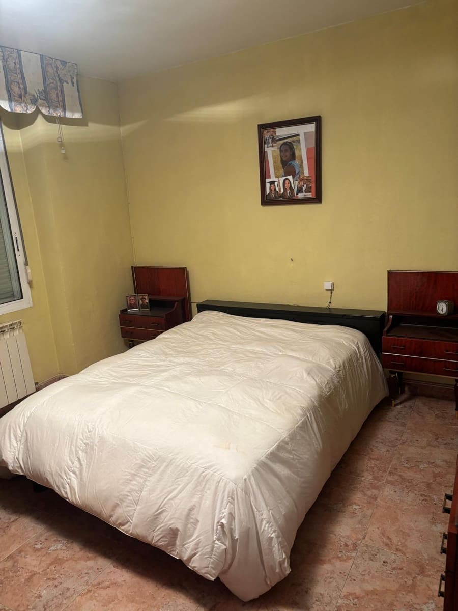 4 soveværelse Byhus til salg i La Palma d'Ebre med garage - € 120.000 (Ref: 10074763)