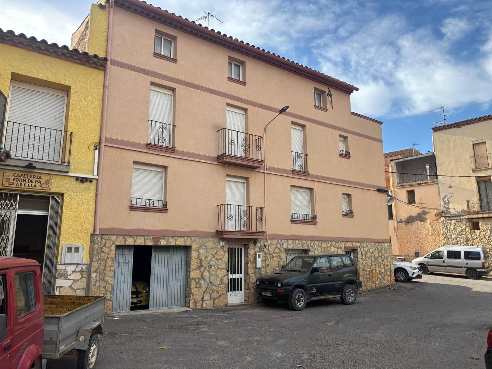 4 soveværelse Byhus til salg i La Palma d'Ebre med garage - € 120.000 (Ref: 10074763)