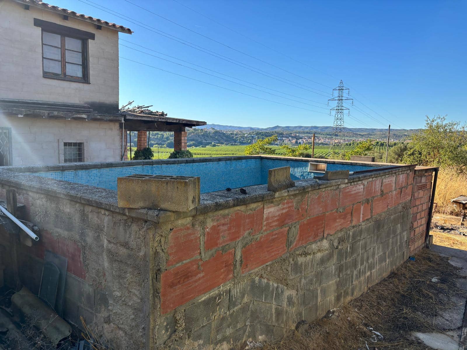 Finca/Casa Rural de 1 habitación en Flix en venta con piscina garaje - 87.000 € (Ref: 10074778)