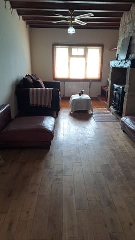 4 bedroom Finca/Country House for sale in Riba-roja d'Ebre - € 335,000 (Ref: 9549912)