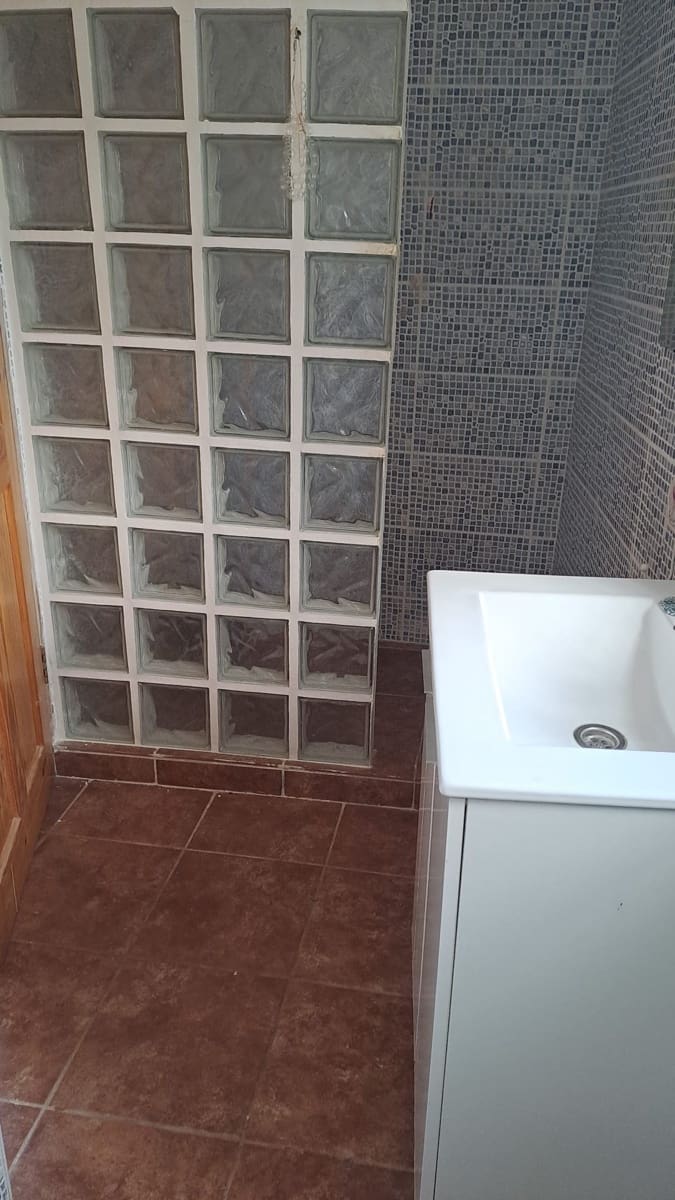 4 bedroom Finca/Country House for sale in Riba-roja d'Ebre - € 335,000 (Ref: 9549912)