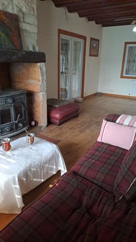 4 bedroom Finca/Country House for sale in Riba-roja d'Ebre - € 335,000 (Ref: 9549912)