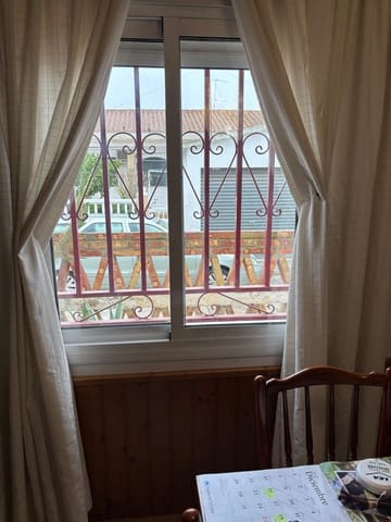 4 soveværelse Rækkehus til salg i Flix - € 118.000 (Ref: 9549985)