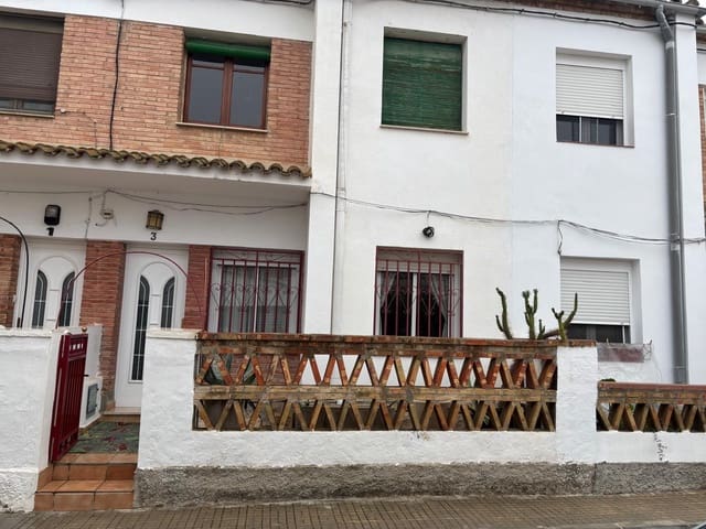 4 soveværelse Rækkehus til salg i Flix - € 118.000 (Ref: 9549985)