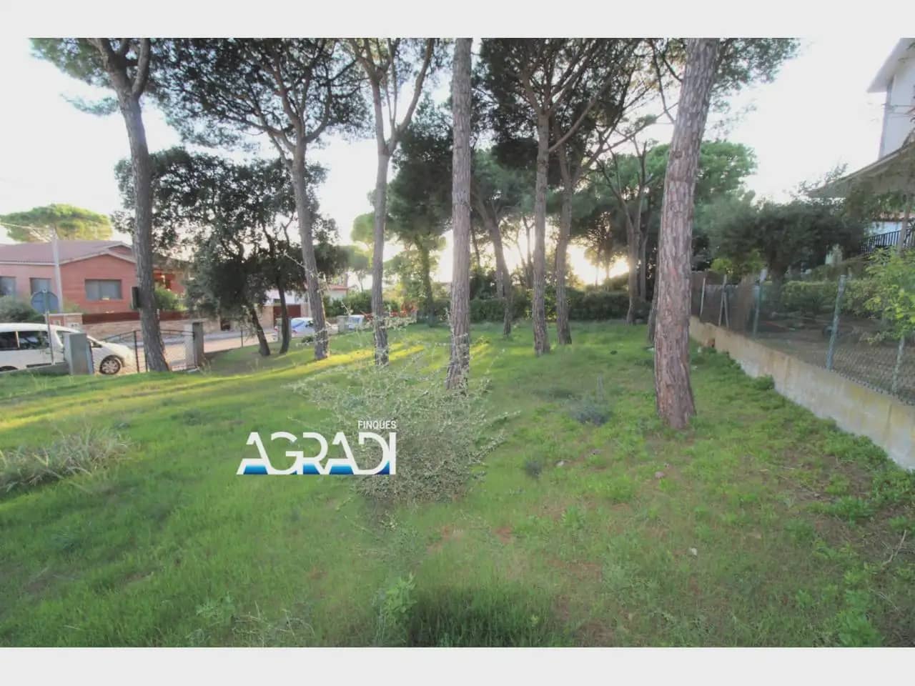 Building Plot for sale in Canoves i Samalus - € 95,000 (Ref: 9938527)