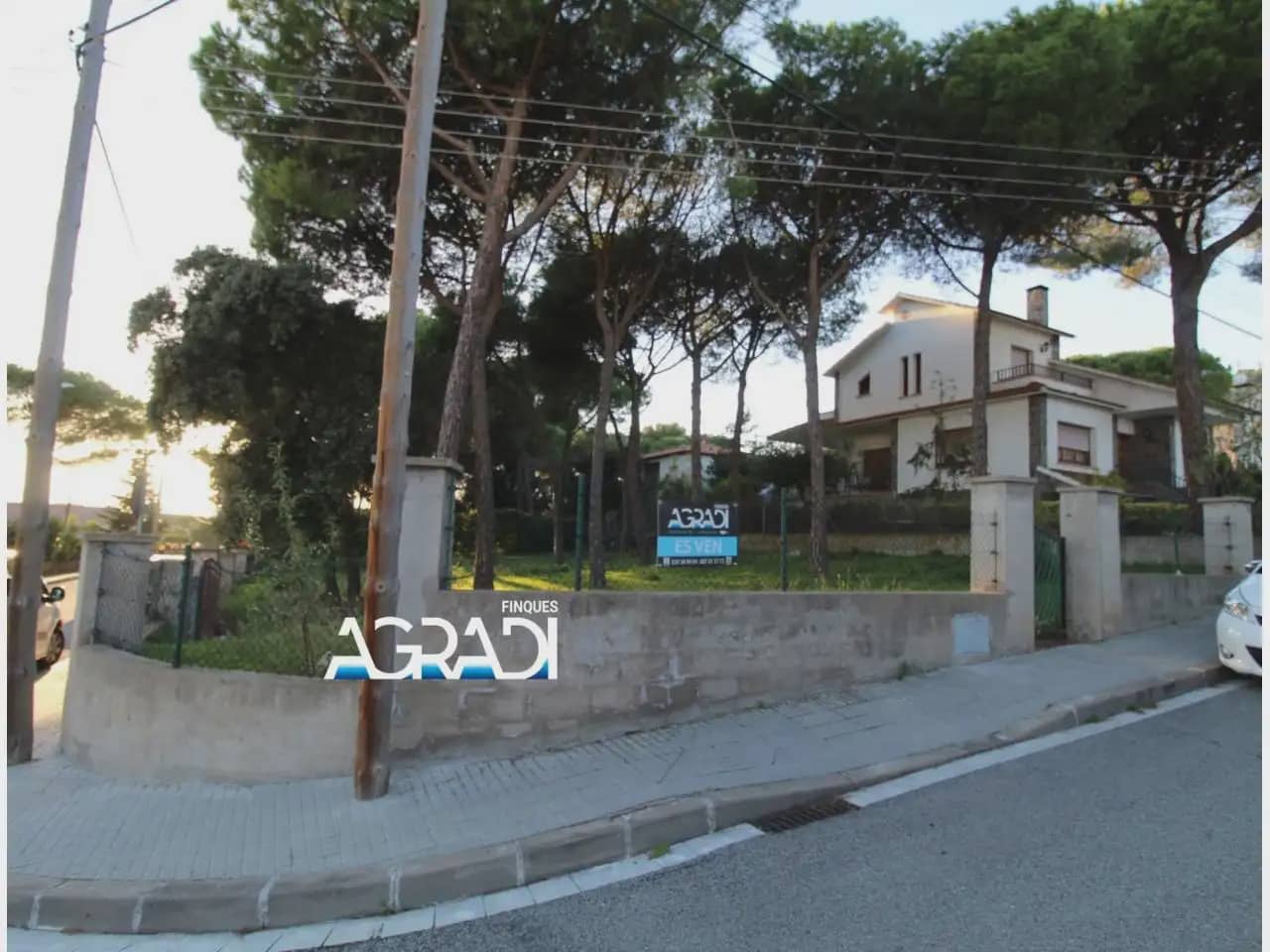 Building Plot for sale in Canoves i Samalus - € 95,000 (Ref: 9938527)