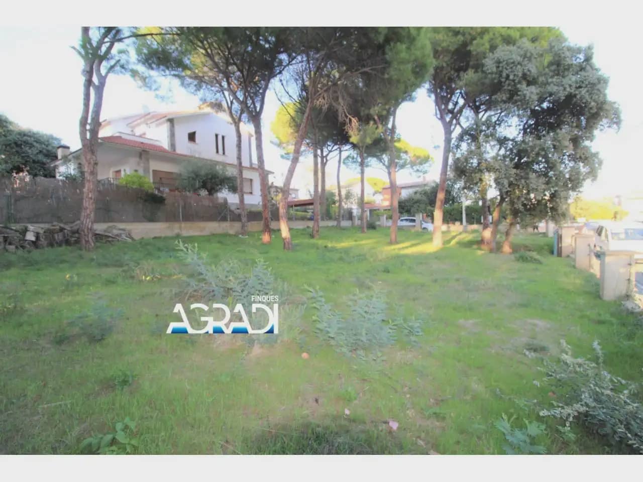 Building Plot for sale in Canoves i Samalus - € 95,000 (Ref: 9938527)