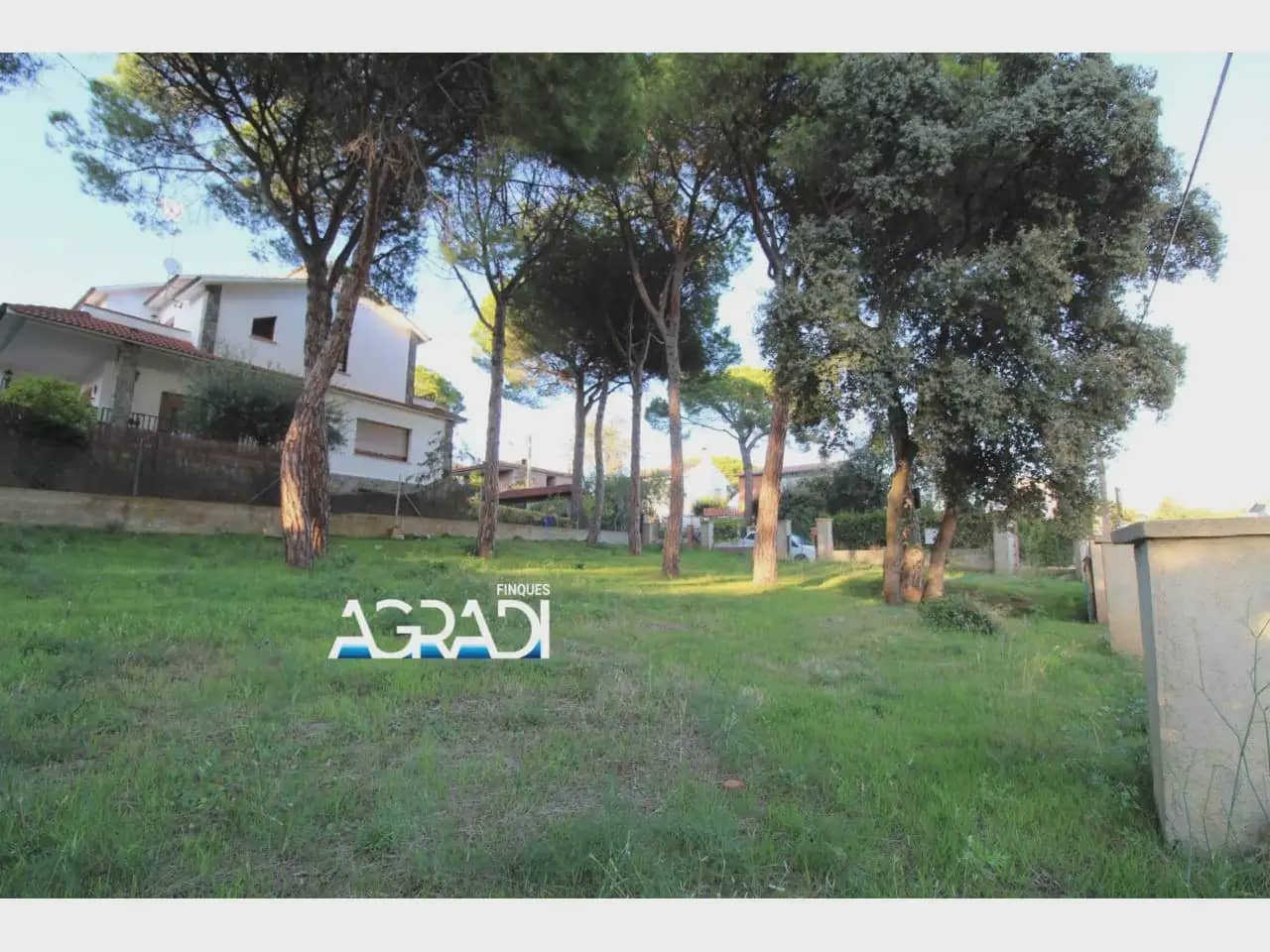 Building Plot for sale in Canoves i Samalus - € 95,000 (Ref: 9938527)