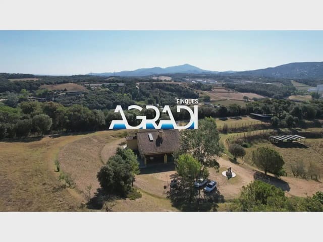 5 soveværelse Finca/Landehus til salg i Sant Antoni de Vilamajor med garage - € 899.000 (Ref: 9938536)