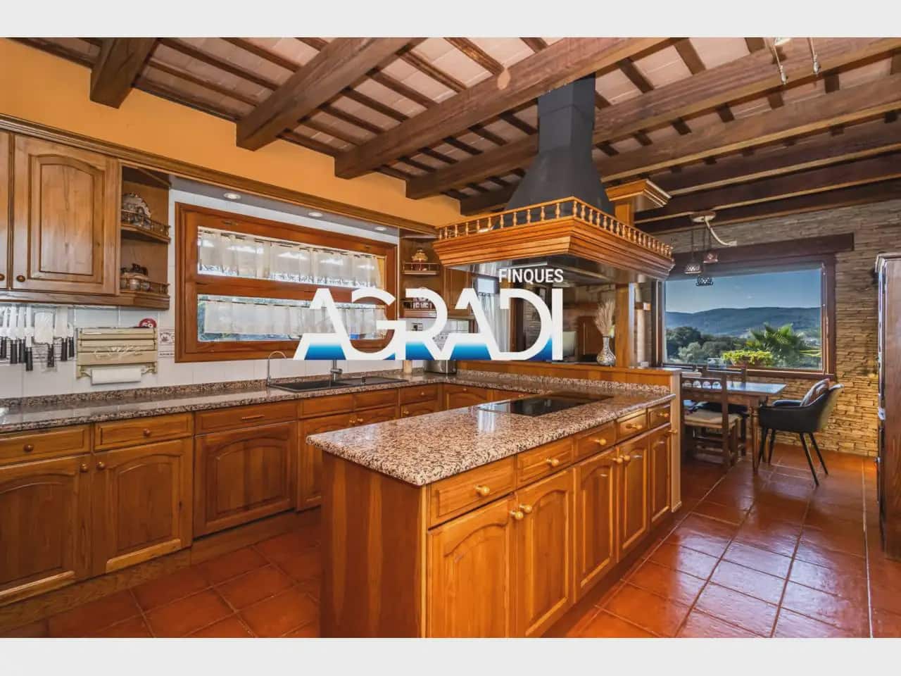 5 Zimmer Finca/Landgut zu verkaufen in Sant Antoni de Vilamajor mit Garage - 899.000 € (Ref: 9938536)