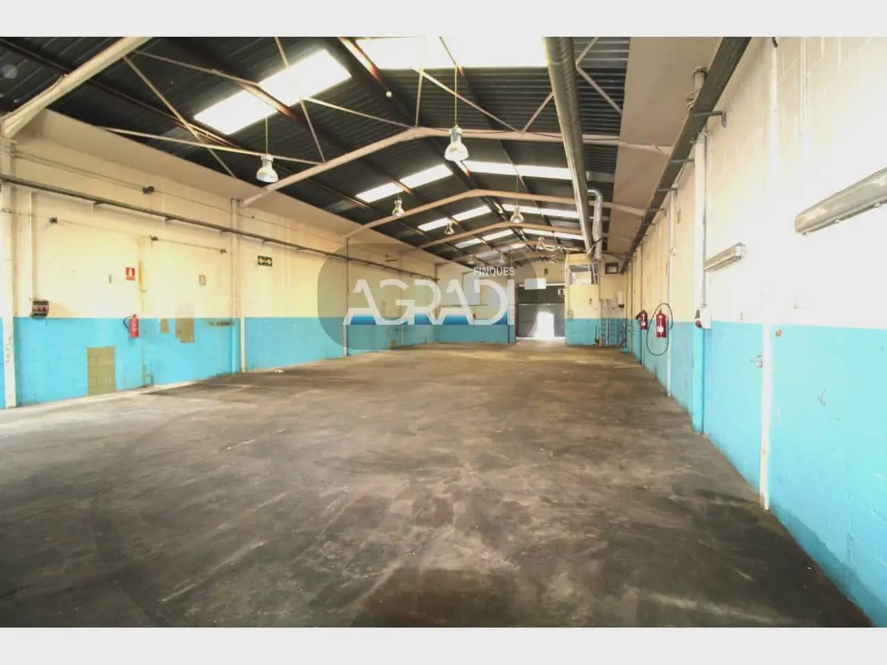 Komercyjne na sprzedaż w Cardedeu - 320 000 € (Ref: 9938539)