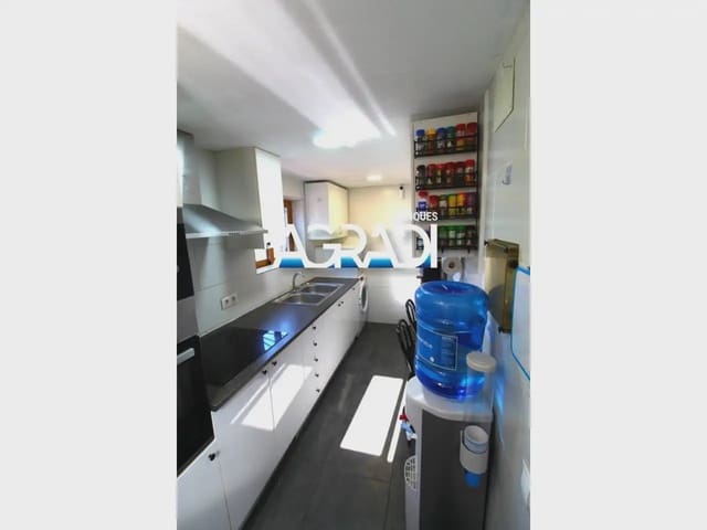 3 Zimmer Villa zu verkaufen in Vallgorguina mit Pool - 259.000 € (Ref: 9938541)