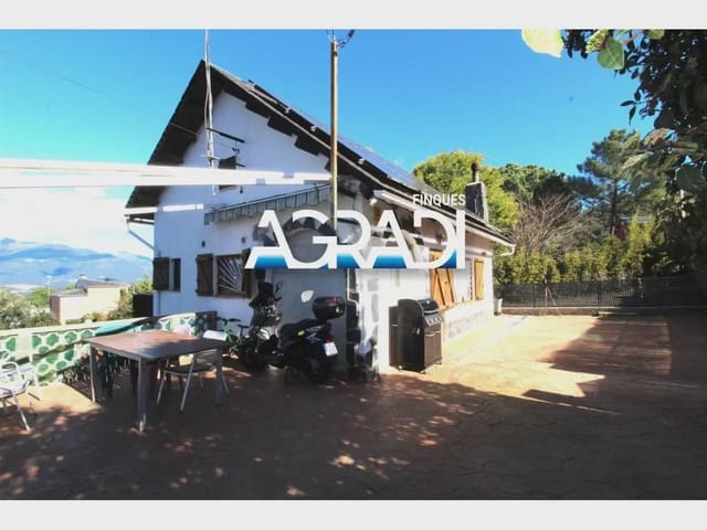 3 Zimmer Villa zu verkaufen in Vallgorguina mit Pool - 259.000 € (Ref: 9938541)