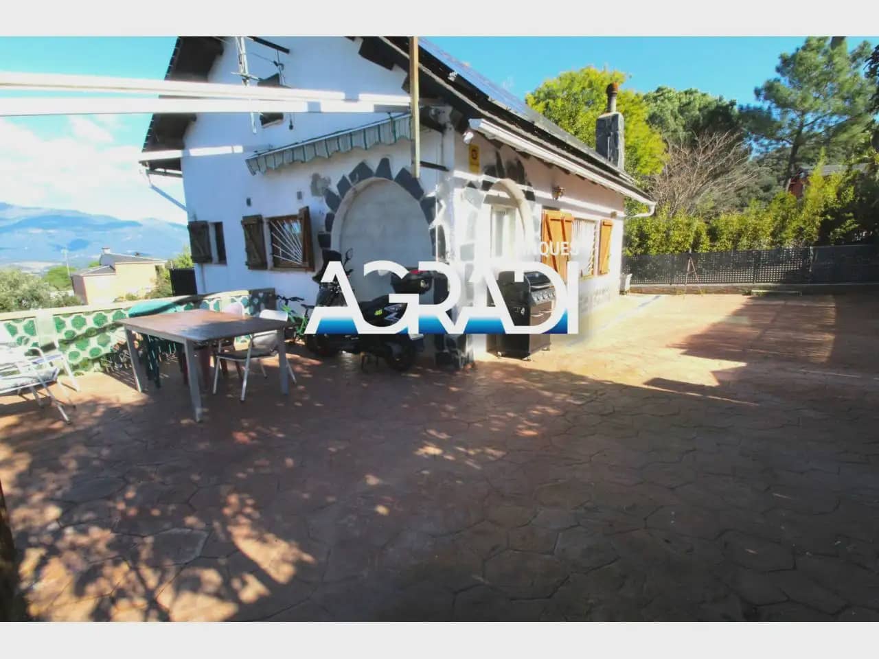 3 Zimmer Villa zu verkaufen in Vallgorguina mit Pool - 259.000 € (Ref: 9938541)