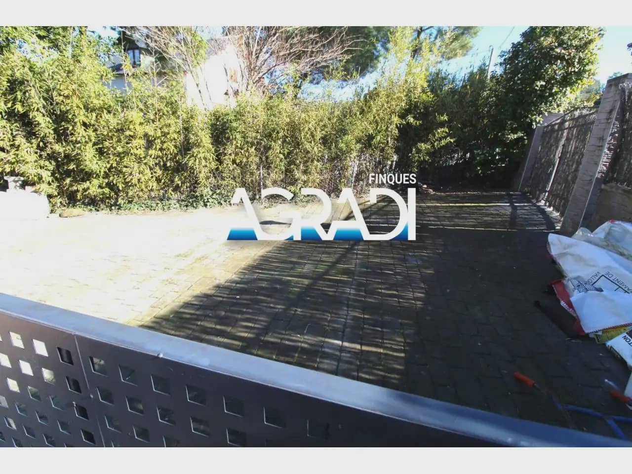 3 Zimmer Villa zu verkaufen in Vallgorguina mit Pool - 259.000 € (Ref: 9938541)