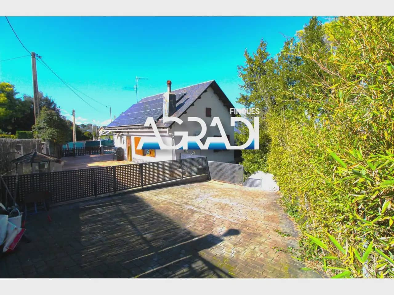 3 Zimmer Villa zu verkaufen in Vallgorguina mit Pool - 259.000 € (Ref: 9938541)