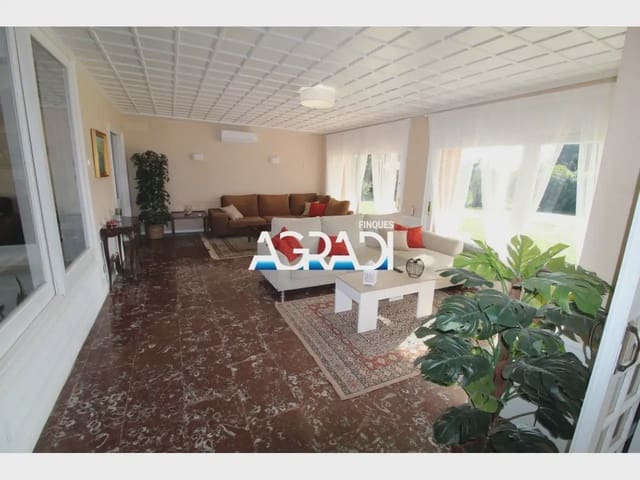 8 Zimmer Villa zu verkaufen in Sant Pere de Vilamajor mit Pool Garage - 1.250.000 € (Ref: 9938543)