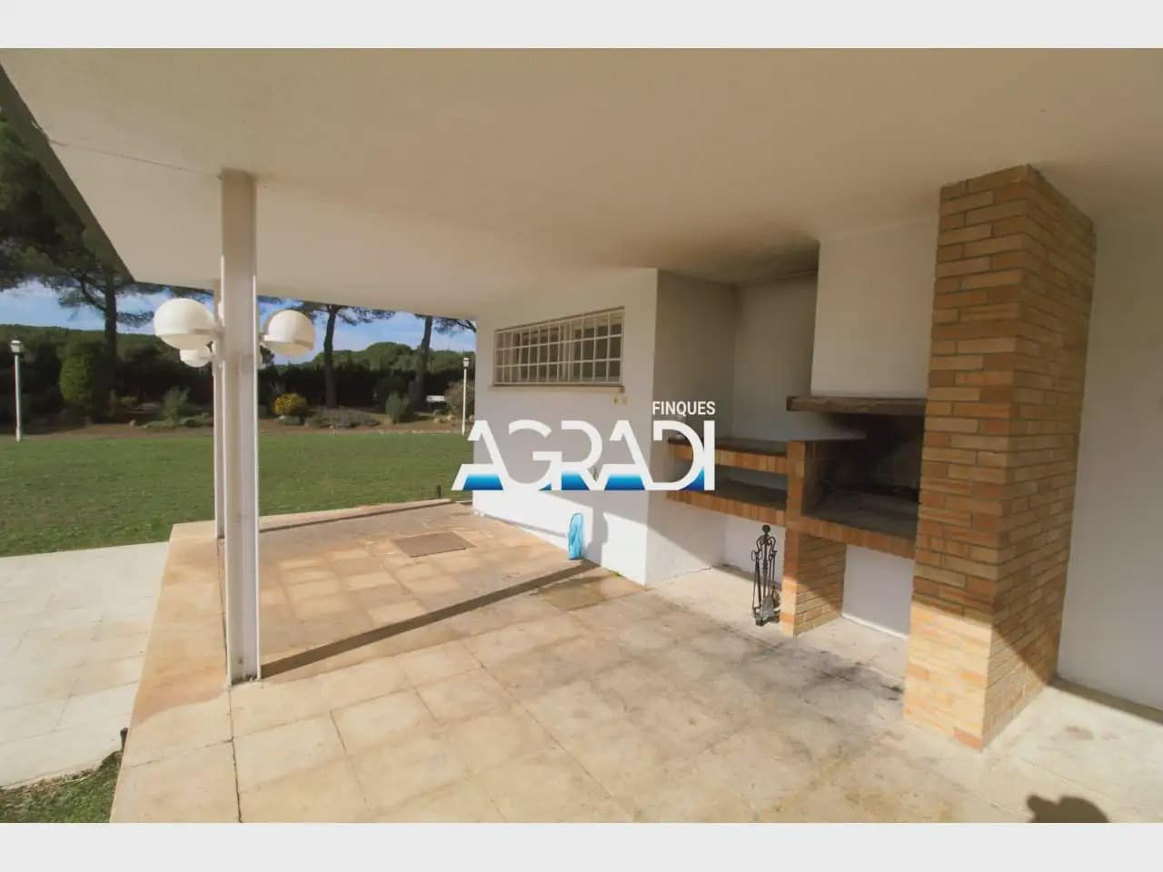 8 Zimmer Villa zu verkaufen in Sant Pere de Vilamajor mit Pool Garage - 1.250.000 € (Ref: 9938543)