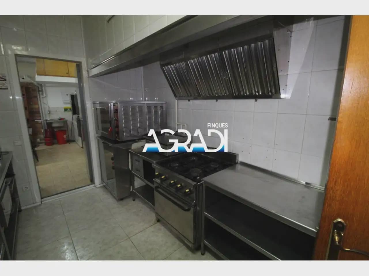 Commercial for rent in Cardedeu - € 1,200 (Ref: 9938545)