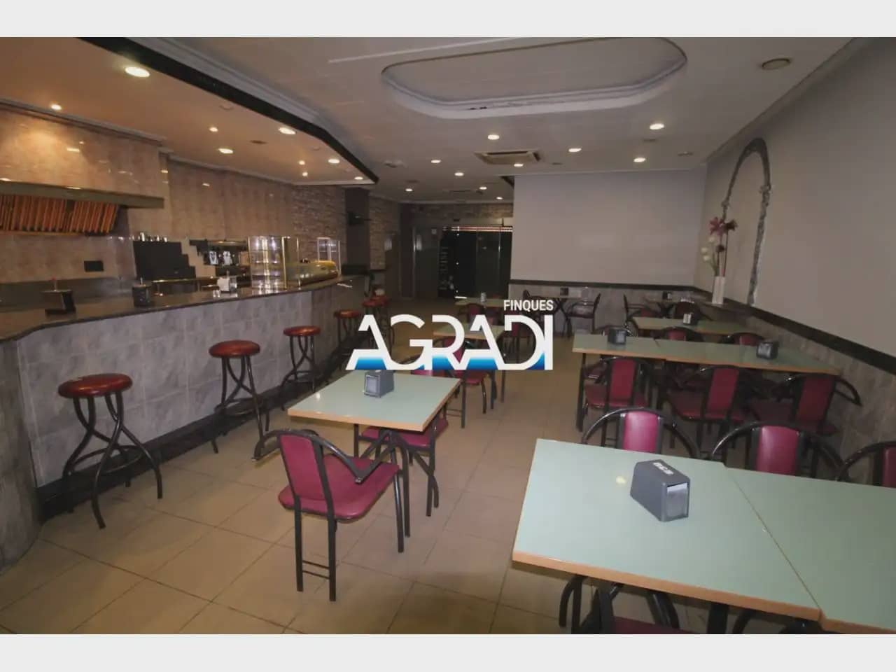 Commercial for rent in Cardedeu - € 1,200 (Ref: 9938545)