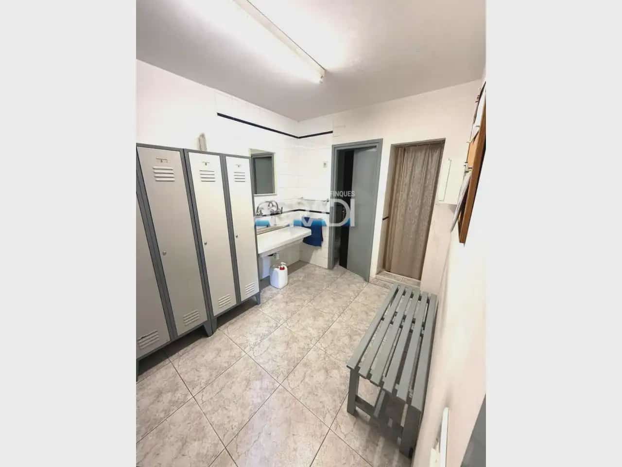 Komercyjne na sprzedaż w Canovelles - 305 000 € (Ref: 9938546)