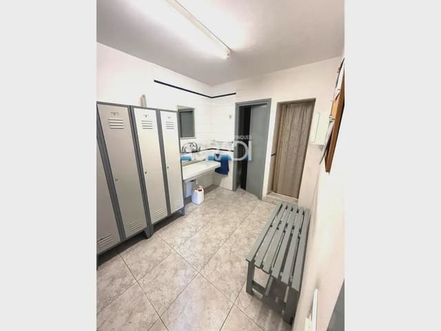 Komercyjne na sprzedaż w Canovelles - 305 000 € (Ref: 9938546)