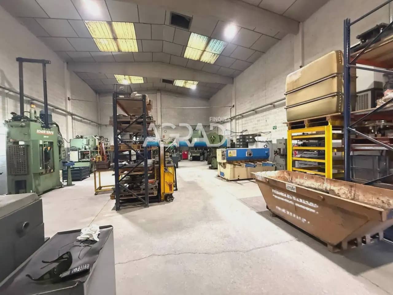 Komercyjne na sprzedaż w Canovelles - 305 000 € (Ref: 9938546)