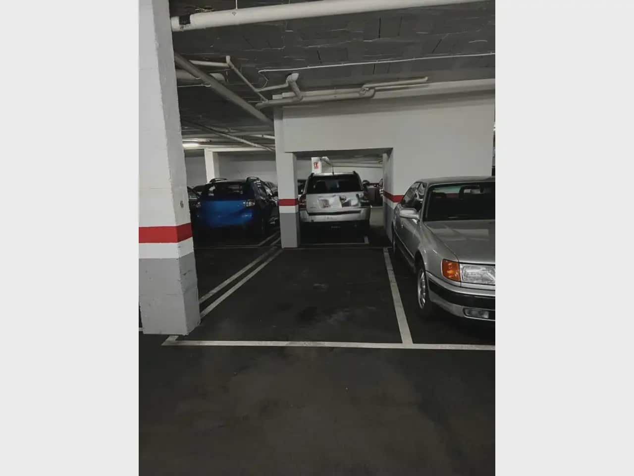Garage for rent in Barcelona city - € 100 (Ref: 9938548)