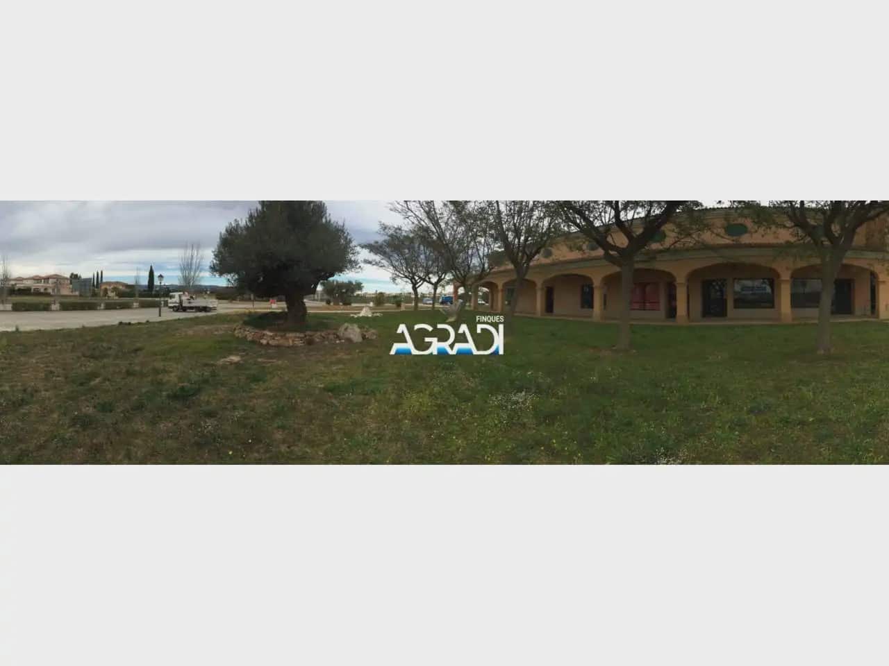 Commercial for sale in Sant Jordi - € 69,000 (Ref: 9938549)