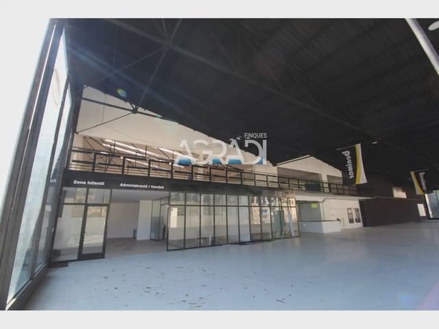 Local Commercial à louer à Vallirana - 5 500 € (Ref: 9938550)
