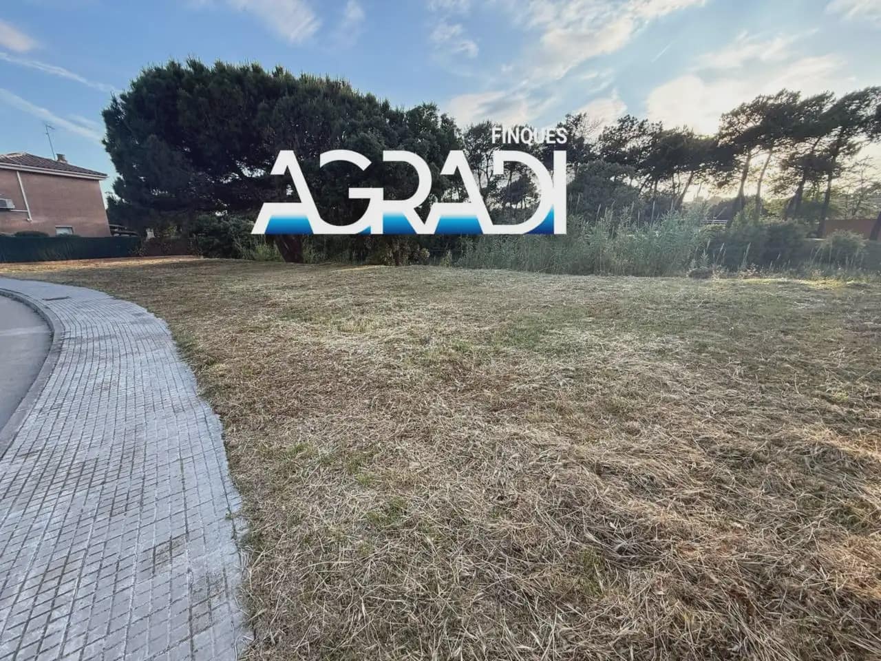 Building Plot for sale in Llinars del Valles - € 135,000 (Ref: 9938551)