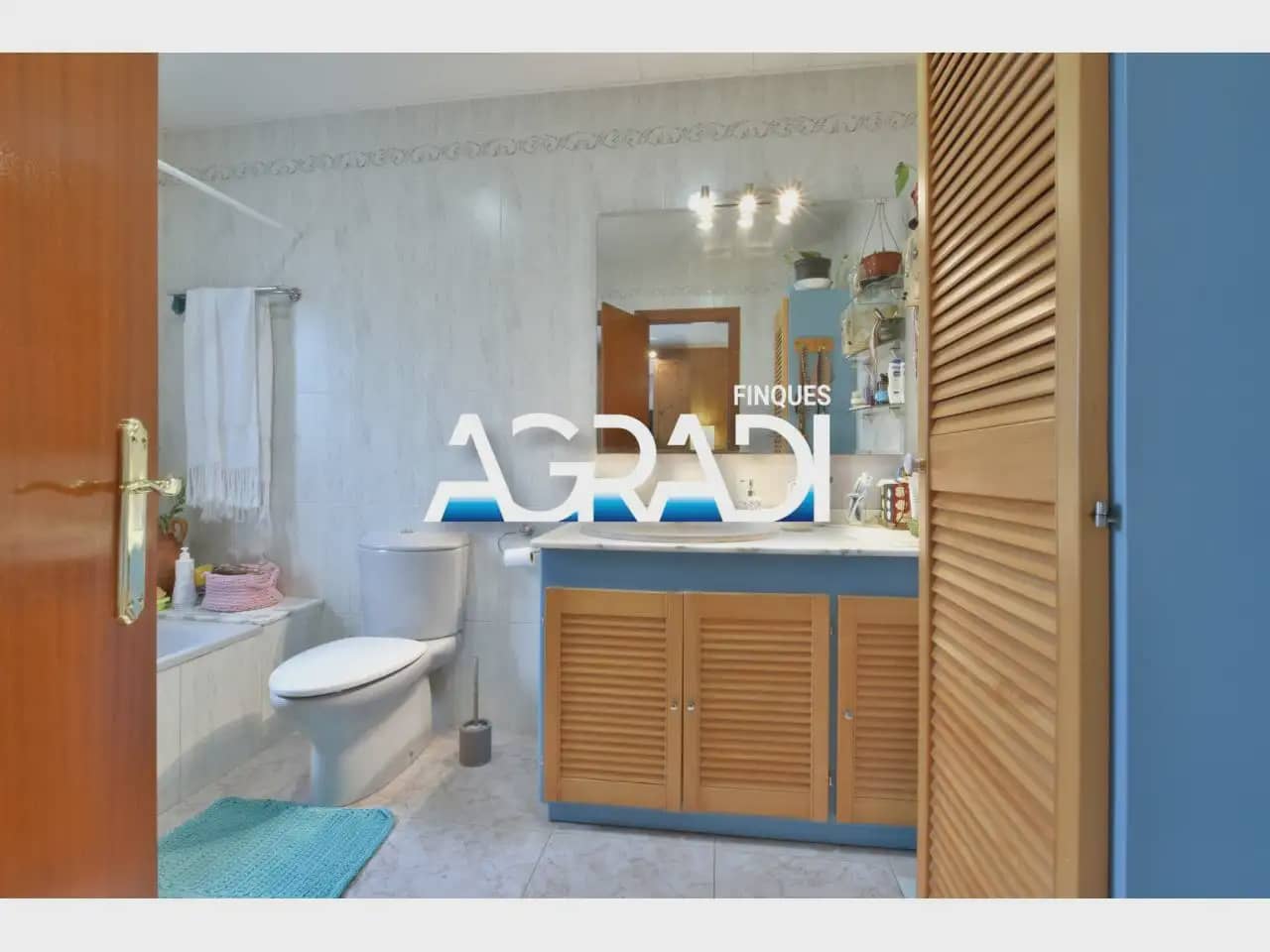 4 Zimmer Villa zu verkaufen in Sant Antoni de Vilamajor mit Pool Garage - 449.000 € (Ref: 9938556)