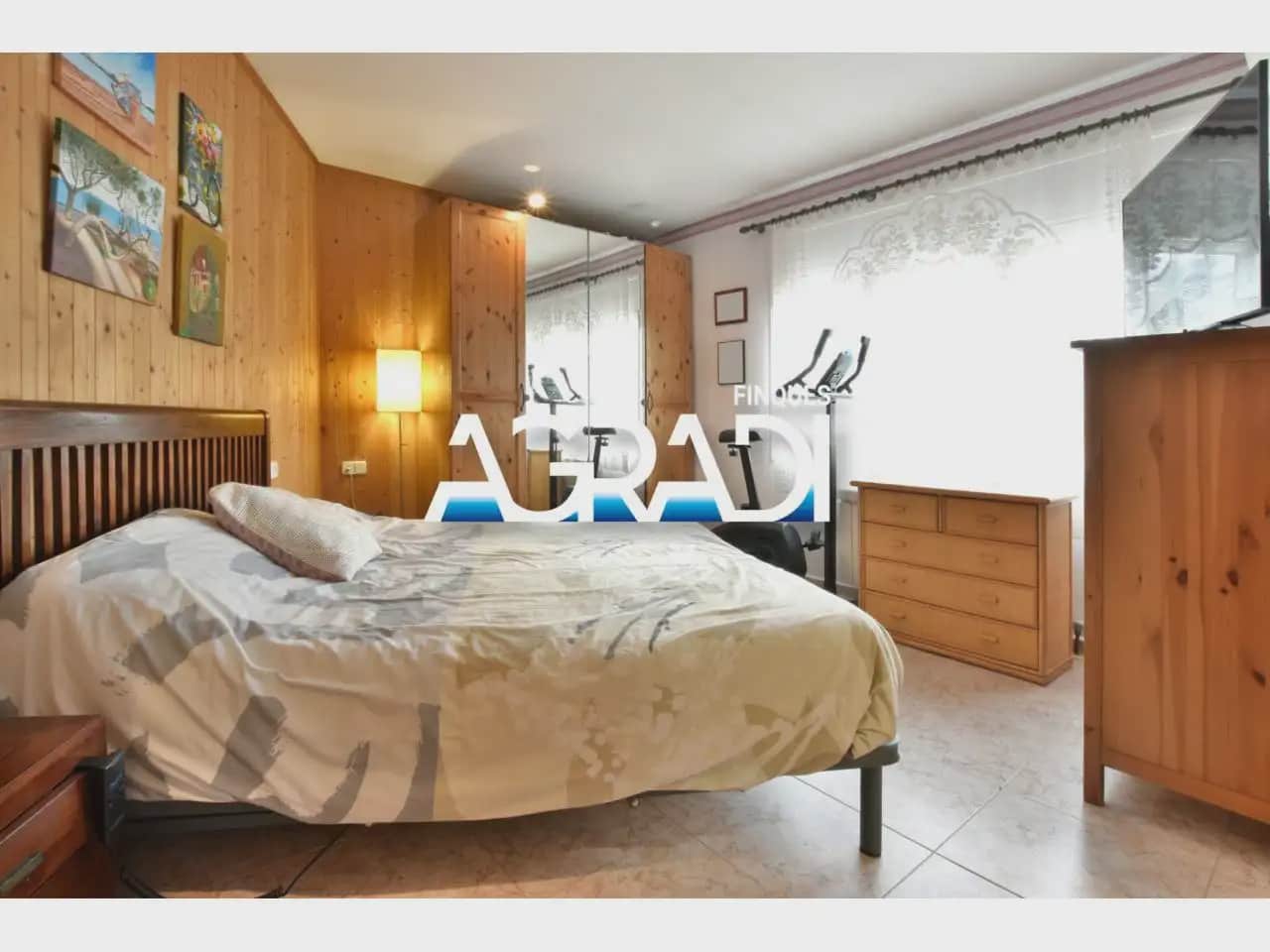 4 Zimmer Villa zu verkaufen in Sant Antoni de Vilamajor mit Pool Garage - 449.000 € (Ref: 9938556)